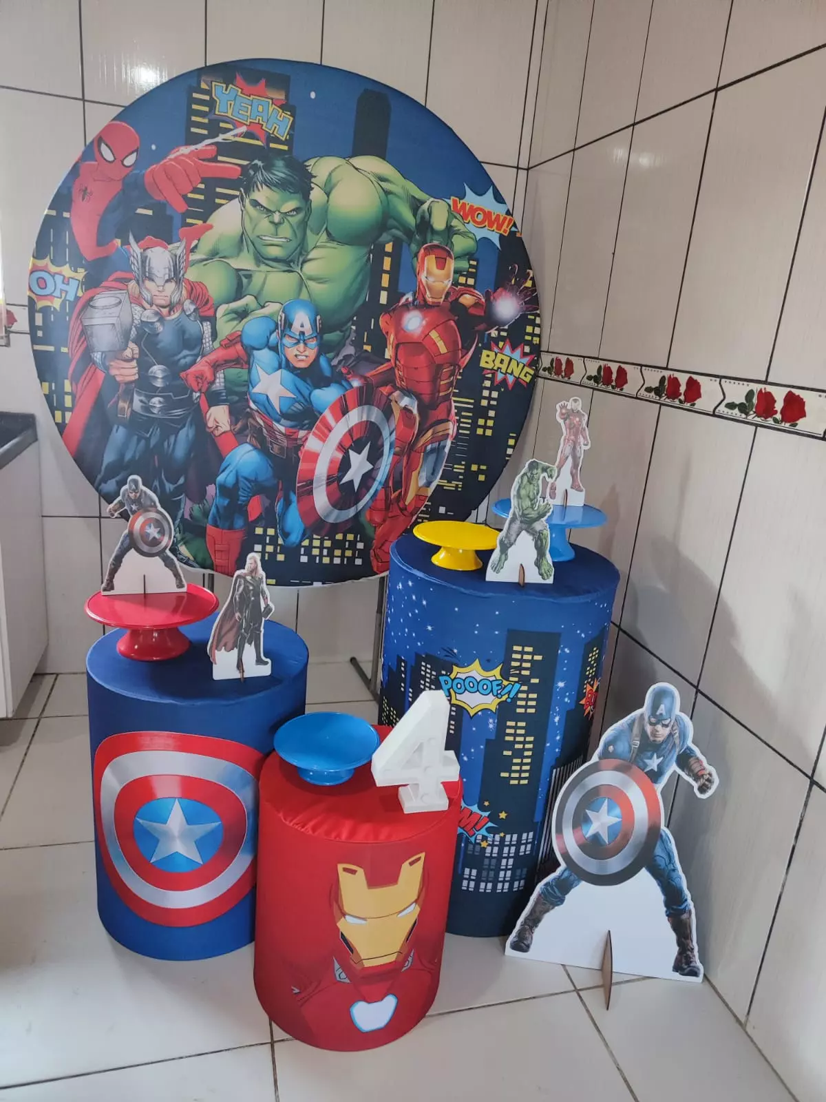 Kit Pegue e Monte - Vingadores