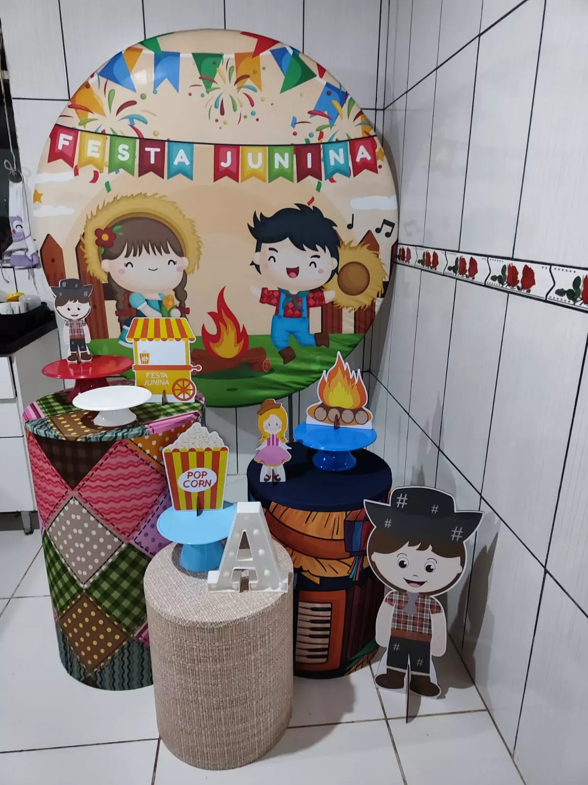 Kit Pegue e Monte - Festa Junina